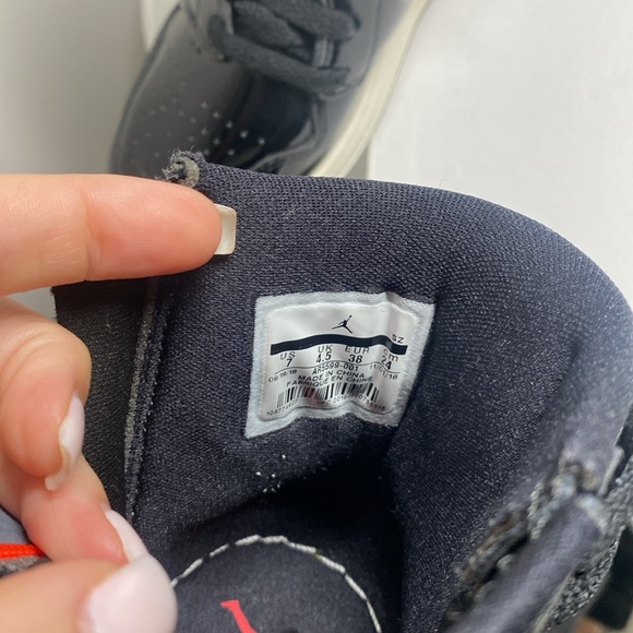 Jordan 1 Rebel XX - Picture 6 of 8